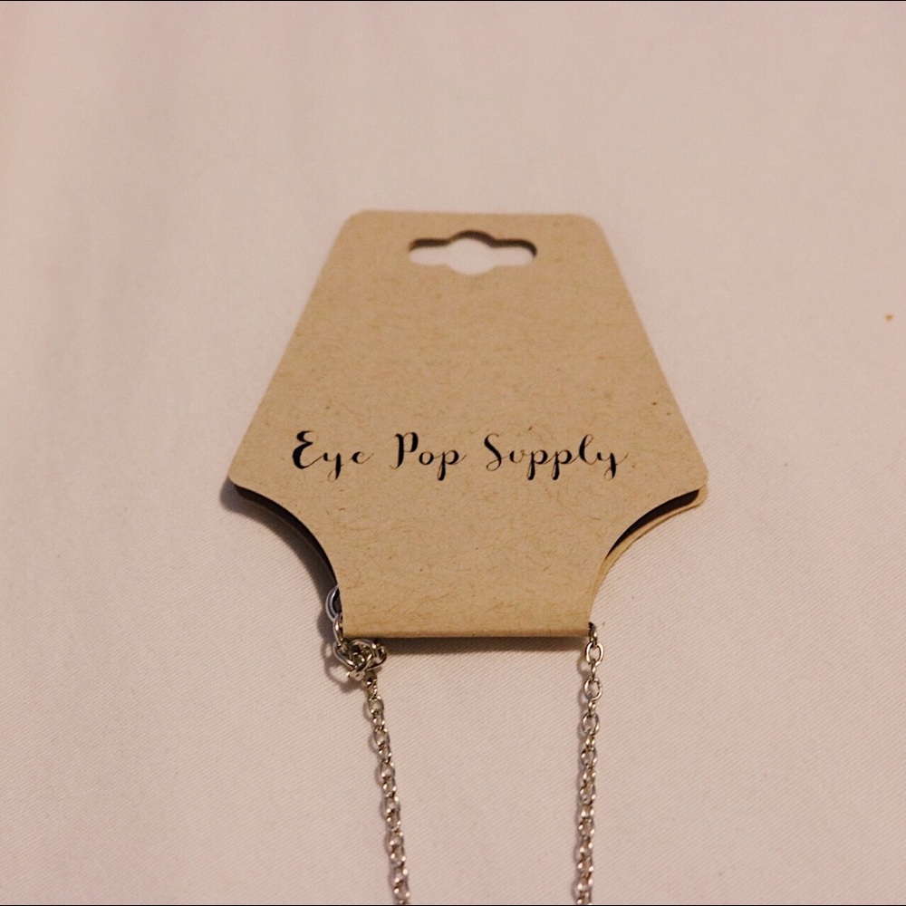 *LAST ONE* Silver Rose Pendant Necklace - Picture 4 of 5